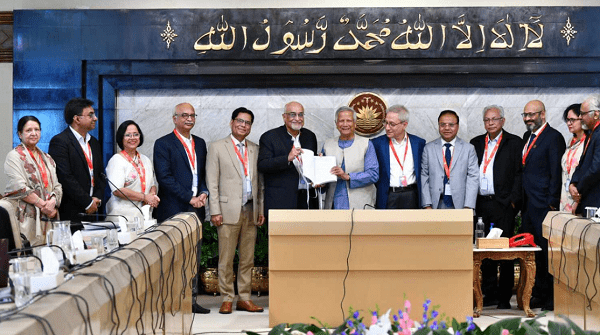 আওয়ামী লীগ আমলে প্রতি বছর বিদেশে পাচার হয় ১৬ বিলিয়ন ডলার