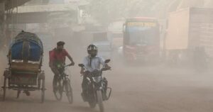 ঢাকা আজ দূষিত শহরের তালিকায় শীর্ষে