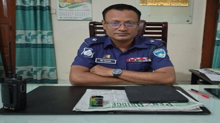 ব্যাপক অনিয়ম ও দুর্নীতির অভিযোগের পরও বহাল ব্রাহ্মণবাড়িয়া ট্রাফিক ইনচার্জ