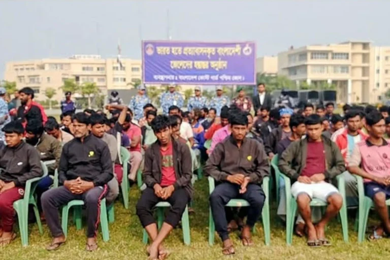 ভারতের কারাগার থেকে মুক্তি পেলেন ১২৮ বাংলাদেশি জেলে
