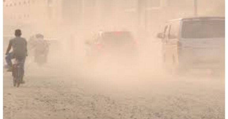 বায়ুদূষণে দিল্লি শীর্ষে, ঢাকা ৫ম