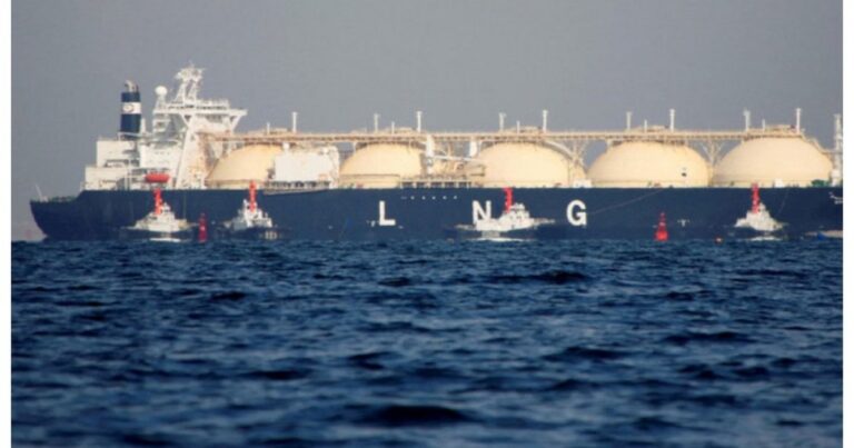 জাতীয় গ্রিডে এলএনজি সরবরাহ কমছে, বাড়বে গ্যাস সংকট