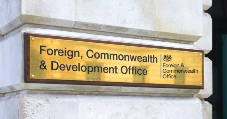 নির্বাচনের আগে দেশের তিন জেলা ভ্রমণে নাগরিকদের সতর্ক করল যুক্তরাজ্য