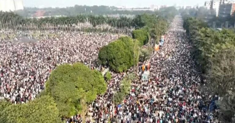 খালেদা জিয়ার জানাজা সম্পন্ন, জনতার ঢল