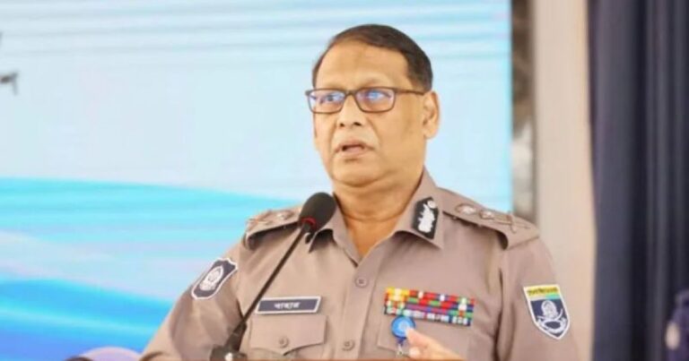 নির্বাচনে সর্বোচ্চ সতর্কতা ও পেশাদারিত্ব বজায় রাখার নির্দেশ আইজিপির