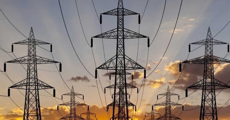 আজ সকাল থেকে টানা ৯ ঘণ্টা বিদ্যুৎ থাকবে না ৩ জেলায়