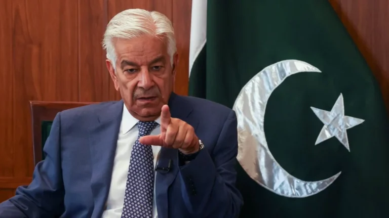 মাদুরোর পরিবর্তে নেতানিয়াহুকে অপহরণ করা উচিত: খাজা আসিফ