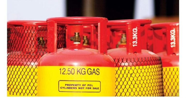 এলপি গ্যাসের দাম বাড়ল ৫৩ টাকা, নতুন দাম ১৩০৬
