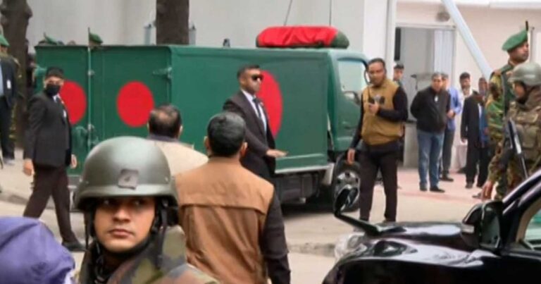 খালেদা জিয়ার অন্তিম যাত্রা, মরদেহ গুলশানের বাসভবনে