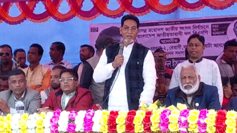 ‘রাজাকারেরা দেশের মা-বোনদের ধর্ষণ করেছে, এখন দাঁড়িপাল্লা নিয়ে এসেছে’: বিএনপি প্রার্থী নুরুল ইসলাম