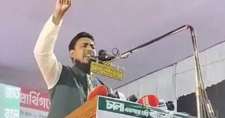 জনগণকে সিদ্ধান্ত নিতে হবে আমরা কোন বাংলাদেশের পক্ষে থাকবো: আখতার হোসেন