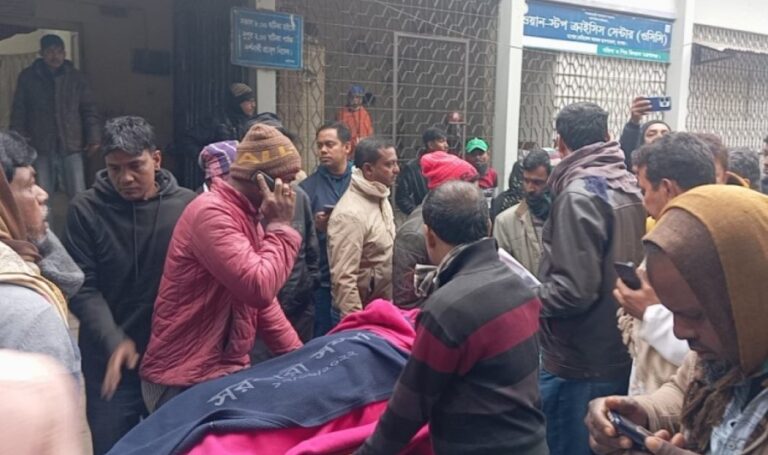 যশোরে গুলিবিদ্ধ জুলাইযোদ্ধাকে ছুরিকাঘাত, এলাকায় আতঙ্ক