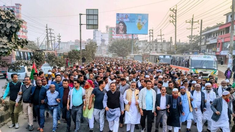 ময়মনসিংহে ২২ বছর পর তারেক রহমানের আগমন উপলক্ষে ভালুকায় বিএনপির শুভেচ্ছা মিছিল