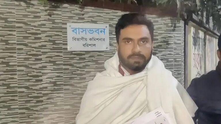 গণঅধিকার পরিষদের মুন্নার মনোনয়নপত্র জমা নিতে নির্দেশ হাইকোর্টের