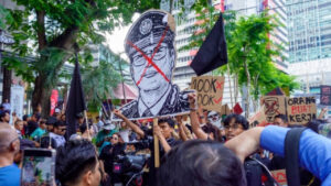 মালয়েশিয়ার দুর্নীতিদমন কমিশন প্রধানের পদত্যাগের দবিতে বিক্ষোভ সমাবেশ