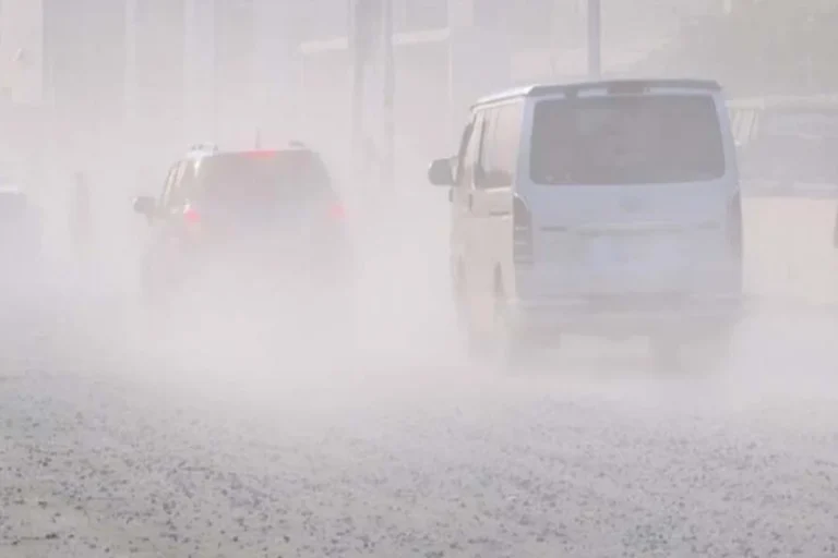 আজ ঢাকার বাতাস ‘খুব অস্বাস্থ্যকর’