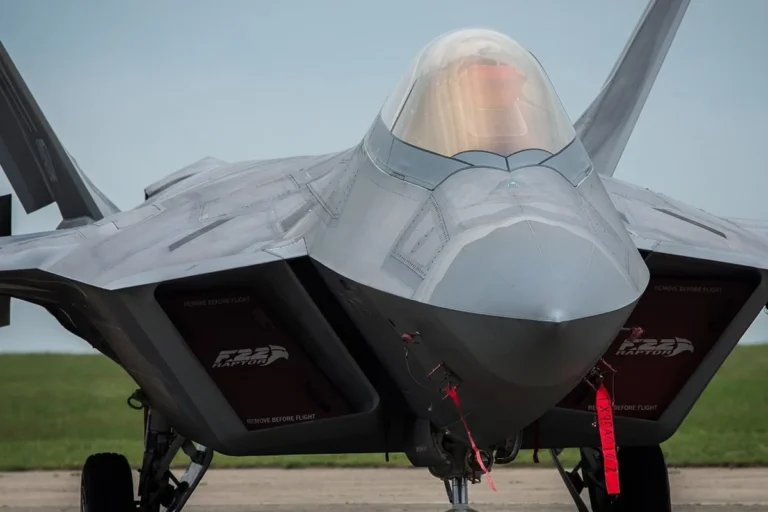 ‘ডেজার্ট স্টর্ম’ মডেলে ফিরছে যুক্তরাষ্ট্র, ঘনাচ্ছে বিপদ?