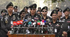 শহীদ দিবস উপলক্ষে সারা দেশে নিরাপত্তা বলয় গড়ে তোলা হয়েছে