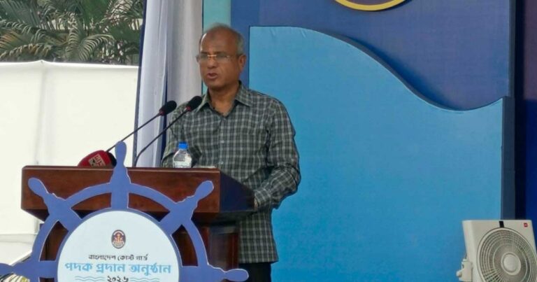 আইনশৃঙ্খলা বাহিনী রাজনৈতিক এজেন্ডার সঙ্গে জড়িত হলে কঠোর ব্যবস্থা