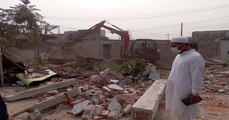 এবার উচ্ছেদ অভিযানে ২৫ কোটি টাকার সরকারি জমি উদ্ধার