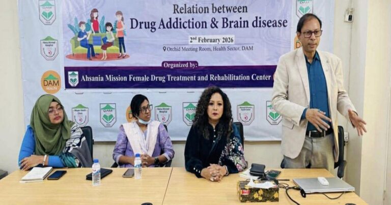 ‘আদর-ভালোবাসা দিয়েই মাদকের পথ থেকে কাউকে ফেরানো সম্ভব’