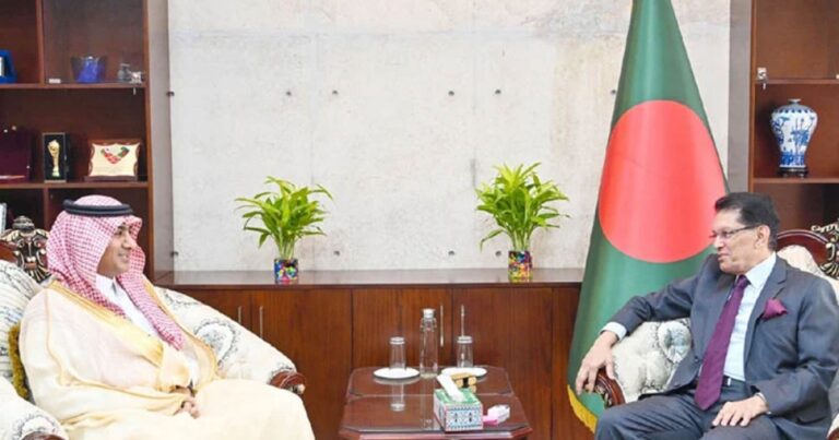 ঢাকা-রিয়াদ সম্পর্কের ক্ষেত্রে বিশাল সুযোগ দেখছেন পররাষ্ট্রমন্ত্রী