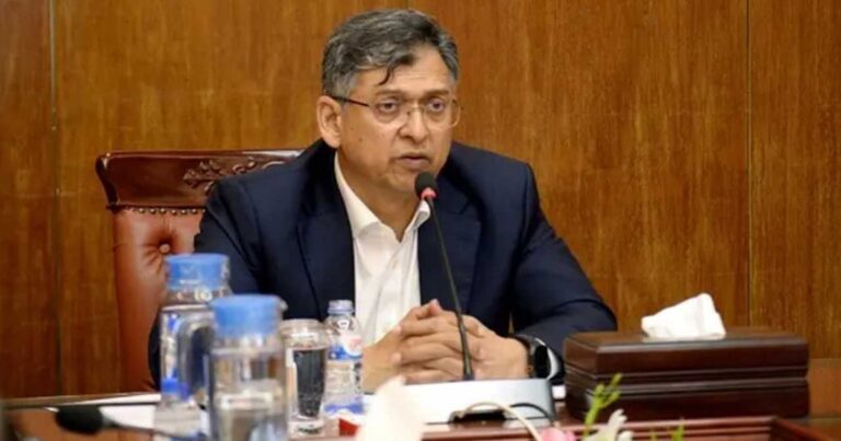 জনগণের আস্থা অর্জনে পুলিশকে দ্রুত সংস্কারের নির্দেশ স্বরাষ্ট্রমন্ত্রীর