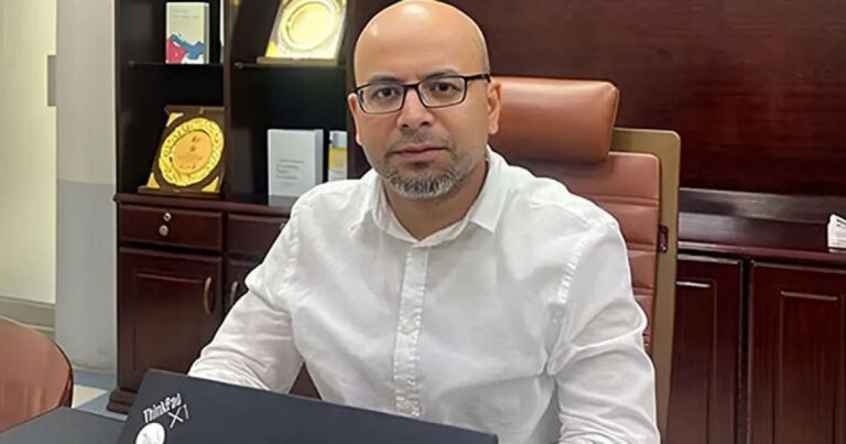 দেশ ছেড়েছেন ফয়েজ তৈয়্যব, বললেন নিজের কাছে সৎ আছি