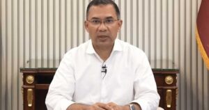 সচিবালয়ে ব্যস্ত সময় পার করছেন প্রধানমন্ত্রী