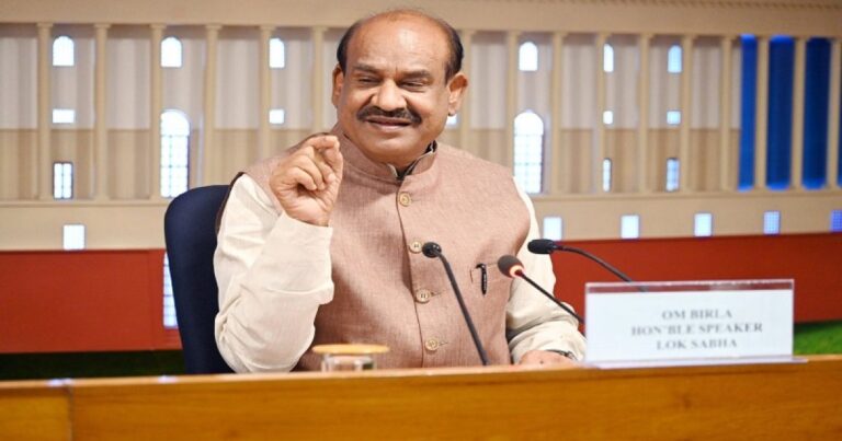 শপথ অনুষ্ঠানে নরেন্দ্র মোদি নয়, আসছেন লোকসভার স্পিকার