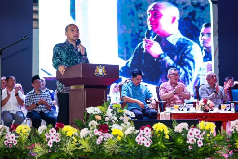 মালয়েশিয়ায় ঘুড়ি উৎসবে ৫৬ দেশের মিলন মেলা