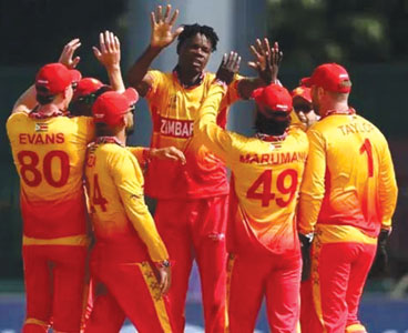 জিম্বাবুয়ের গতিঝড়ে ১০৩ রানেই অলআউট ওমান