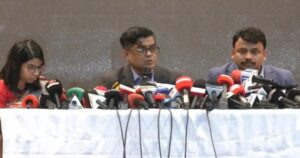 উপদেষ্টারা দেশেই থাকছেন, অন্তর্বর্তী সরকার ৯০ শতাংশ সফল