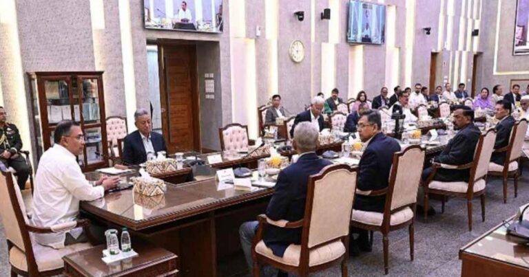 সেহরি-ইফতার-তারাবিতে নিরবচ্ছিন্ন বিদ্যুৎ রাখার নির্দেশ প্রধানমন্ত্রীর