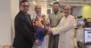 সময়ের আলোর উপদেষ্টা সম্পাদক হিসেবে যোগ দিলেন শায়রুল কবির খান