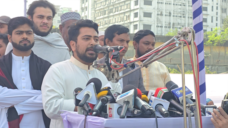 ঢাকা থেকেই চলবে বাংলাদেশের নিয়ন্ত্রণ : নাহিদ