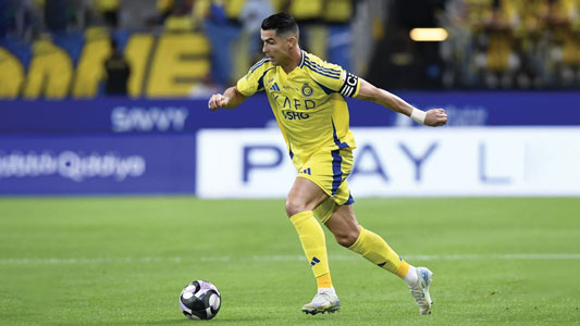 সৌদি লিগে আল নাসরের জয় মৌসুমে ১৭তম গোল করে হাজারের পথে আরও একধাপ রোনালদোর