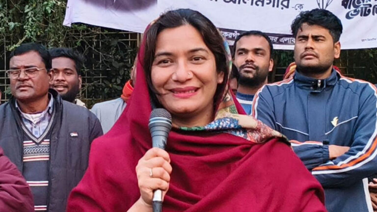 বাবার পক্ষে ভোট চাইতে গ্রাম থেকে গ্রামে ছুটছেন শামারুহ মির্জা