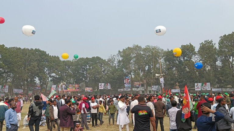ফরিদপুরে তারেক রহমানের সমাবেশে জড়ো হচ্ছেন নেতাকর্মীরা