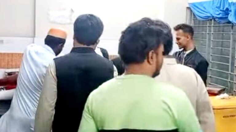 মসজিদে যাওয়ার পথে যুবদল কর্মীকে কুপিয়ে জখম: আ.লীগ কর্মীদের বিরুদ্ধে অভিযোগ