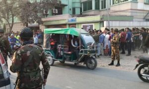 ১০ লাখ টাকা চাঁদা না পেয়ে আ.লীগ নেতার ওপর যুবদল কর্মীর হামলা