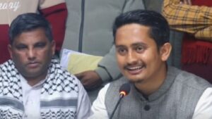 প্রতিদ্বন্দ্বী বিজয়ী প্রার্থীকে শুভেচ্ছা জানালেন সারজিস