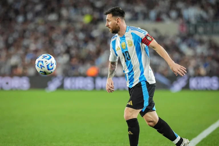 বিশ্বকাপে খেলা নিয়ে এখনও সিদ্ধান্ত নেননি মেসি