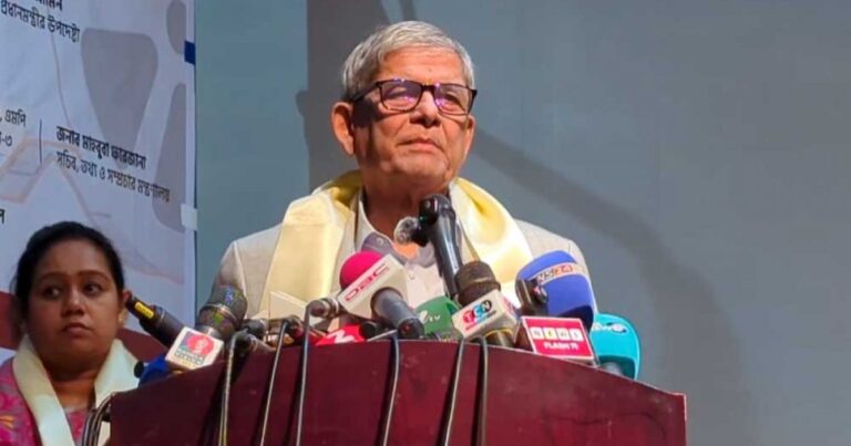 বিদেশে বসে দেশ অস্থিতিশীল করছেন ফ্যাসিস্ট শেখ হাসিনা: মির্জা ফখরুল