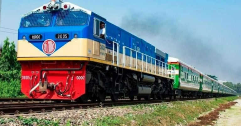 ৩ মার্চ থেকে শুরু ঈদের অগ্রিম ট্রেন টিকিট বিক্রি
