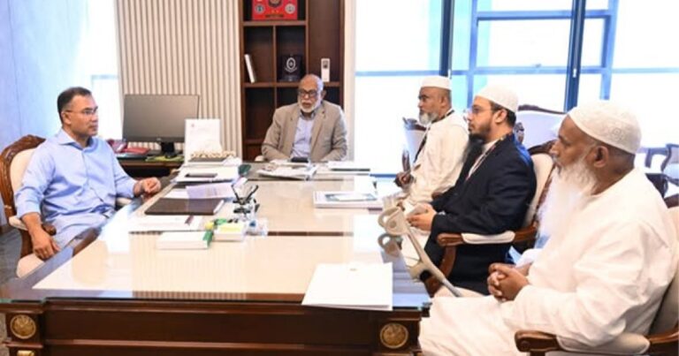 প্রধানমন্ত্রীর সঙ্গে যাকাত ব্যবস্থাপনা নিয়ে বৈঠক