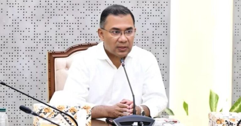 ছুটির দিনেও অফিস প্রধানমন্ত্রীর