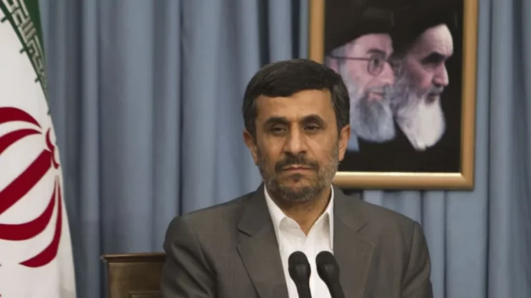 ইসরায়েলি হামলায় নিহত ইরানের সাবেক রাষ্ট্রপতি আহমেদিনেজাদ