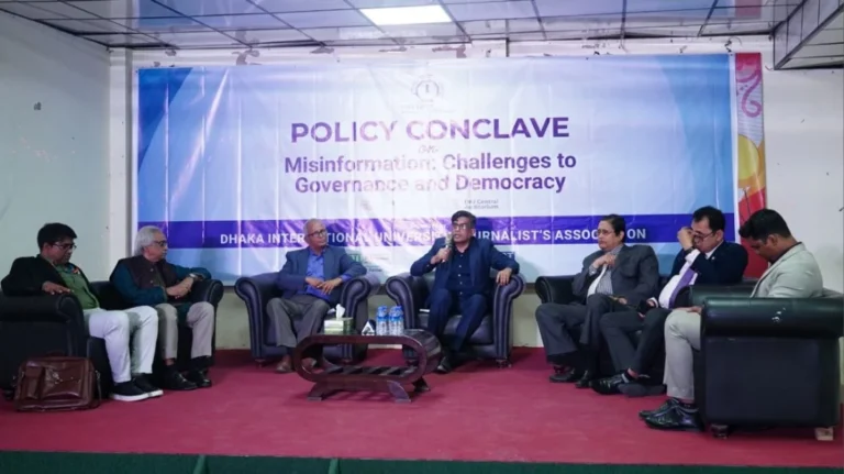 ভারতীয় মিডিয়া ও আওয়ামী লীগ পরিকল্পিতভাবে অপতথ্য ছড়াচ্ছে: শফিকুল আলম