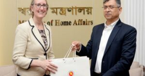 রোহিঙ্গা শরণার্থীদের জন্য সহায়তা অব্যাহত রাখতে চায় যুক্তরাজ্য